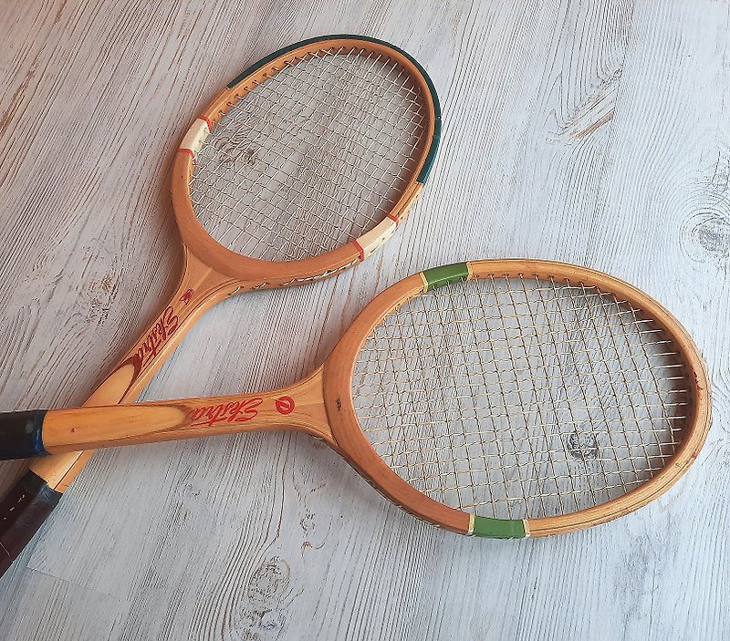 Pair of vintage tennis rackets Ekstra - wooden tennis racquets made in USSR - อื่นๆ - ไม้ 