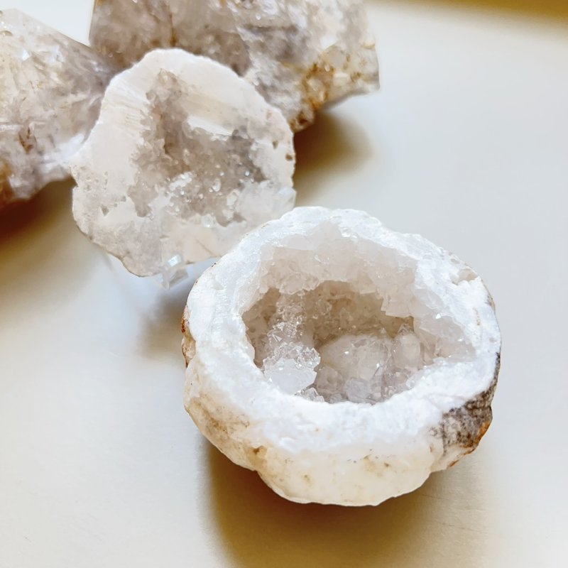 S-8 摩洛哥白水晶聚寶盆 - 擺飾/家飾品 - 水晶 