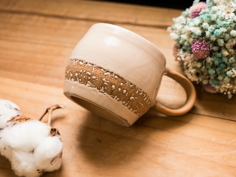 ピ ン ク mug - แก้วมัค/แก้วกาแฟ - ดินเผา 