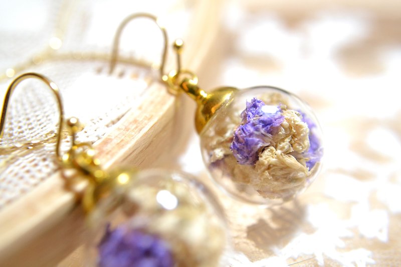 乾花。紫花 押花壓花保鮮花 玻璃球 18k耳環 耳夾 【半熟少女】 - 耳環/耳夾 - 植物．花 紫色