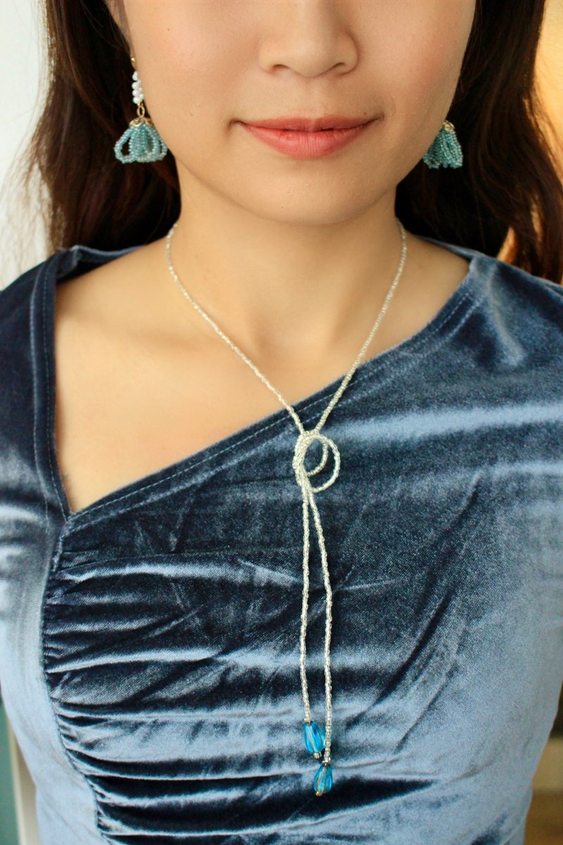 Indigo・Handmade necklace - สร้อยคอ - กระจกลาย สีเทา