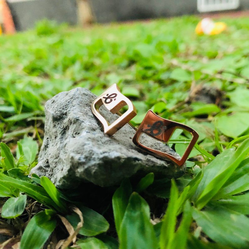台灣小國旗 玫瑰金耳針 原創插畫 金屬造型切割耳環 - 耳環/耳夾/耳骨夾 - 其他材質 