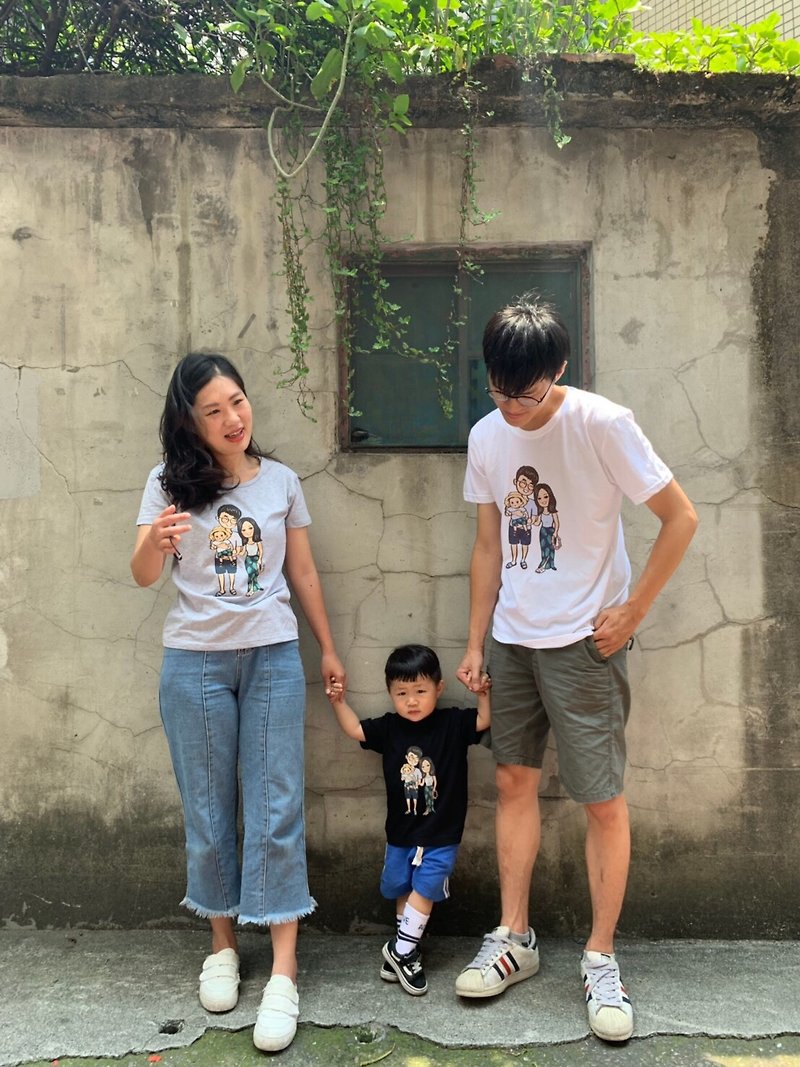 The most beautiful thing is when the family wears hand-painted [customized clothes] parent-child clothes, couple T-shirts, group clothes - Women's T-Shirts - Cotton & Hemp Gray