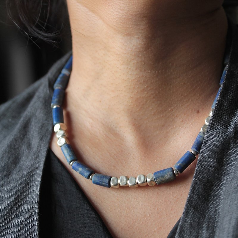 Lapis lazuli and silver rounded box-cube beads necklace (N0052) - สร้อยคอ - หิน สีน้ำเงิน