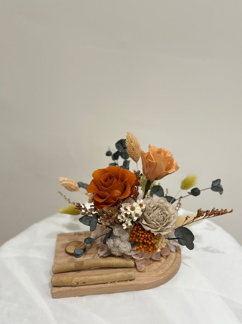 永生花名片座 辦公室療癒小物 新年禮物 開幕賀禮 代寫卡片 - 名片架/名片座 - 植物．花 