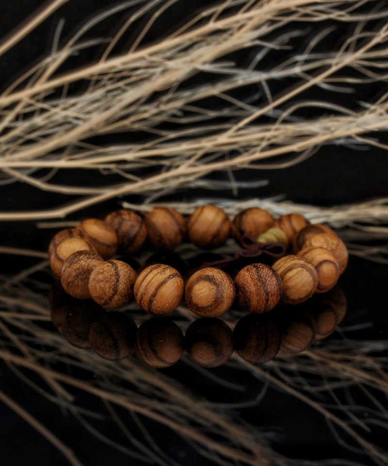 Wood Beads 17 12mm bracelet - สร้อยข้อมือ - ไม้ 