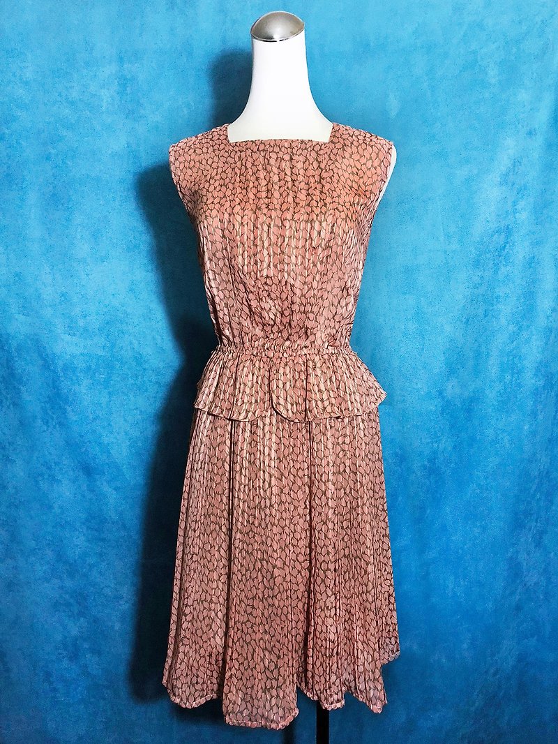 Leaf textured, sleeveless vintage dress / brought back to VINTAGE abroad - ชุดเดรส - เส้นใยสังเคราะห์ หลากหลายสี