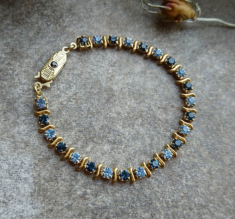 Shades of Blue Art Deco Swarovski Bracelet - Bracelets - Other Metals Blue