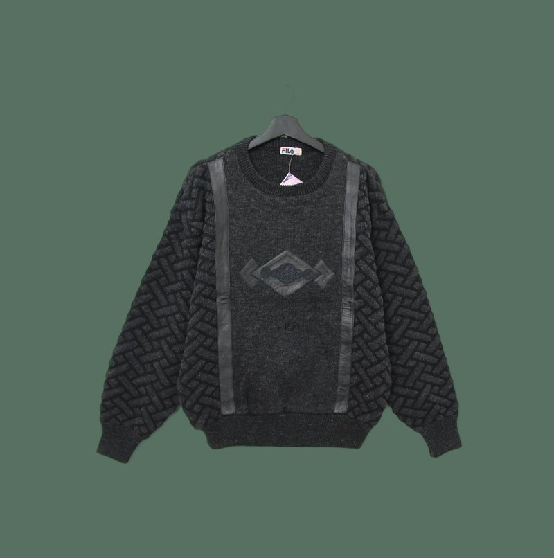 Back to Green-vintage sweater FILA black interlaced totem vintage sweater - สเวตเตอร์ผู้ชาย - ไนลอน 