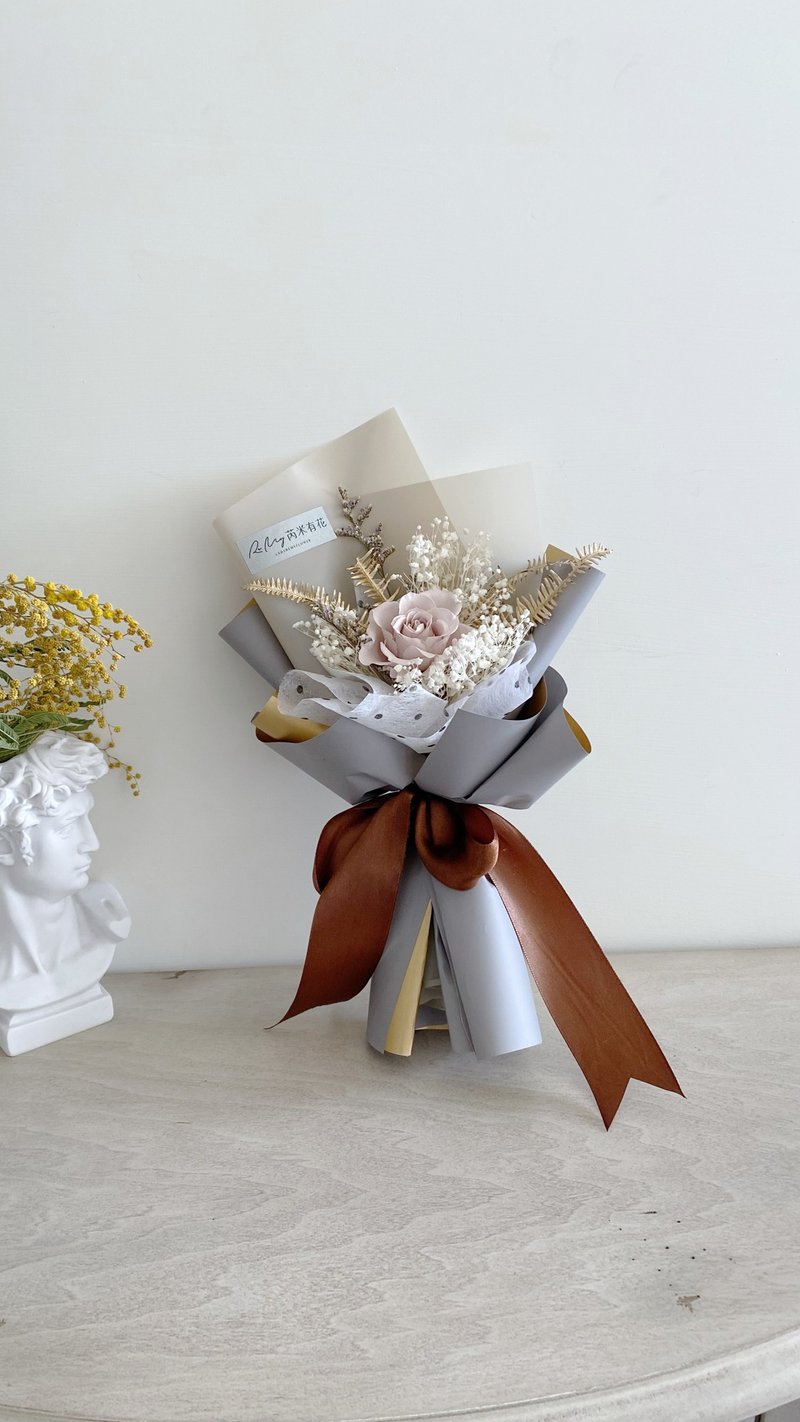 芮米有花_可訂製 多色單枝永生玫瑰不凋花乾燥花花束2023情人節七 - 乾燥花/永生花 - 植物．花 卡其色