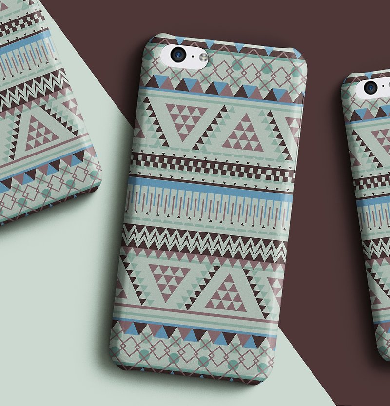 Tribal design phone case - เคส/ซองมือถือ - พลาสติก สีเขียว