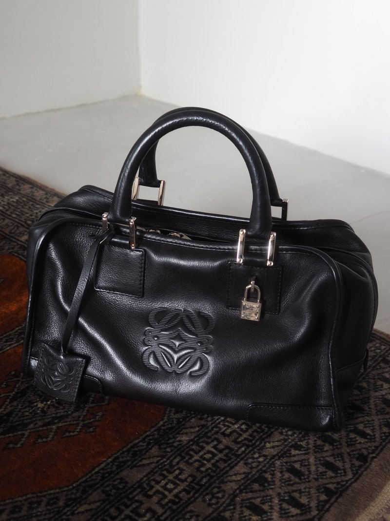 LOEWE Amazona 28 Boston Bag Black Leather Vintage - Handbags & Totes - Genuine Leather Black