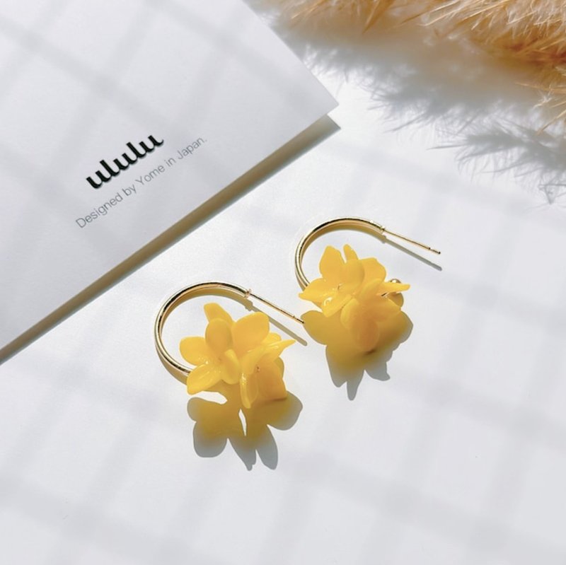 Yellow Flower lover Earring Accessory - ต่างหู - ดินเหนียว สีส้ม