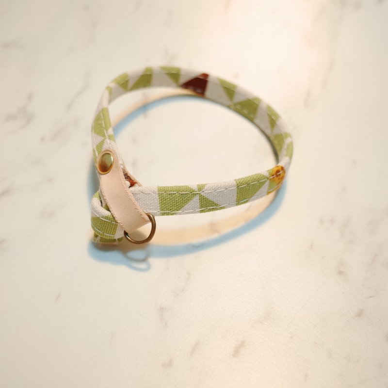 Cat collars, Light Green giraffe_CCT090458 - ปลอกคอ - ผ้าฝ้าย/ผ้าลินิน 