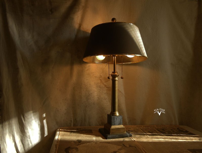 [Old Time OLD-TIME]台湾初期の銅製テーブルランプ*郵便局のみに送信* - 照明・ランプ - その他の素材 