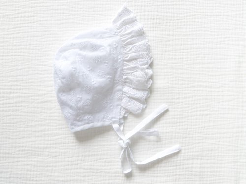 BOBO CHÉRIS 波波雪莉法式童裝 法式復古純白刺繡蕾絲手工嬰兒帽-寶寶彌月/周歲/洗禮/花童禮服