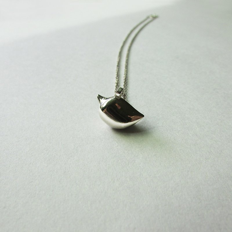 bird necklace | mittag jewelry | handmade and made in Taiwan - Necklaces - Silver Silver