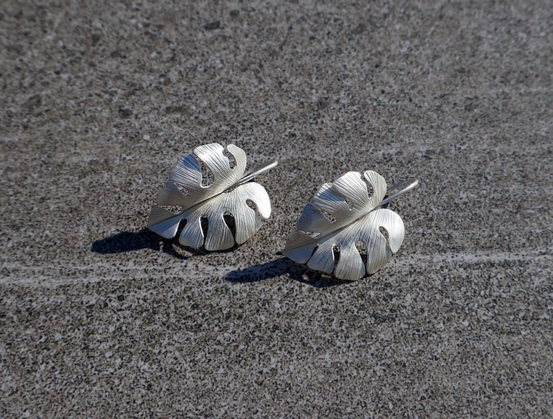 Christmas gift | Customized | Turtle taro earrings | 999 sterling silver | Sterling silver earrings | Purely handmade - ต่างหู - เงินแท้ สีเงิน