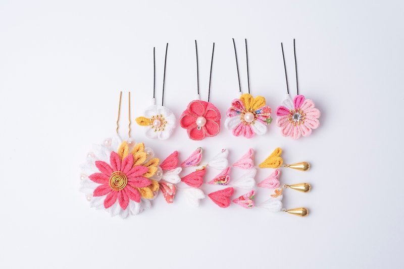 [Playing Love] つまみ 工 / / 风 风 布 ROCOCO簪SET (5 piece set) - Hair Accessories - Other Man-Made Fibers Pink