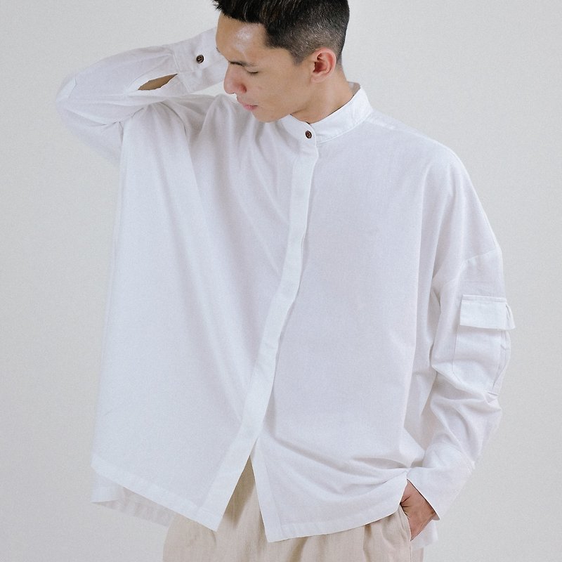 THE OVERSIZED POCKET SHIRT (WHITE) - 男襯衫/休閒襯衫 - 棉．麻 白色