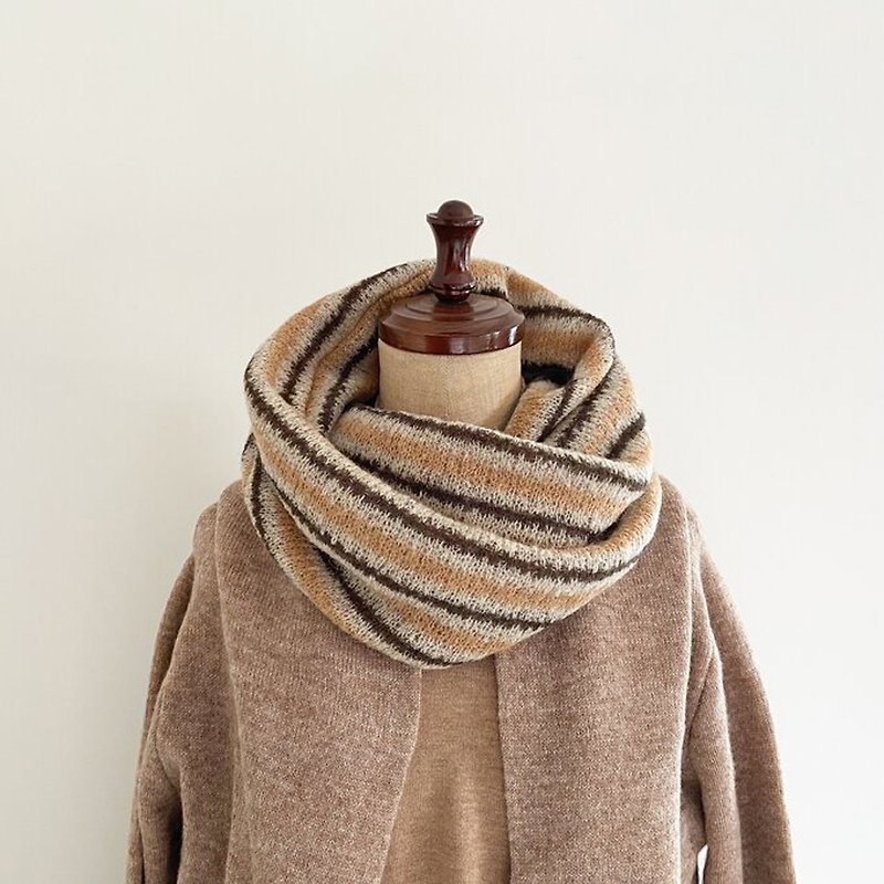Soft and light snood that is easy to wear, striped pattern - Knit Scarves & Wraps - Polyester Brown