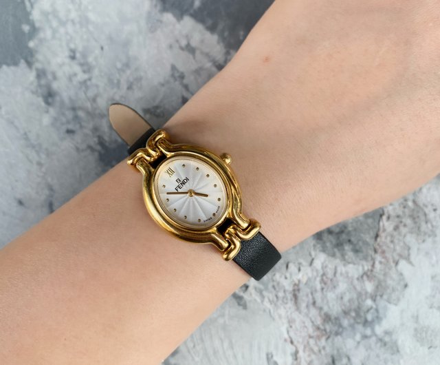 FENDI Quartz quartz watch SWISS MADE antique watch old watch FENDI Quartz quartz watch SWISS MADE antique watch old watch