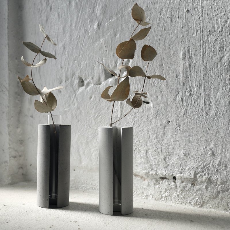 Concrete vase | round shape | light grey & dark grey - Pottery & Ceramics - Cement Gray