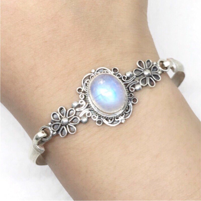 月光石925純銀花朵設計手環手鐲 尼泊爾手工鑲嵌製作 - 手鍊/手鐲 - 寶石 藍色
