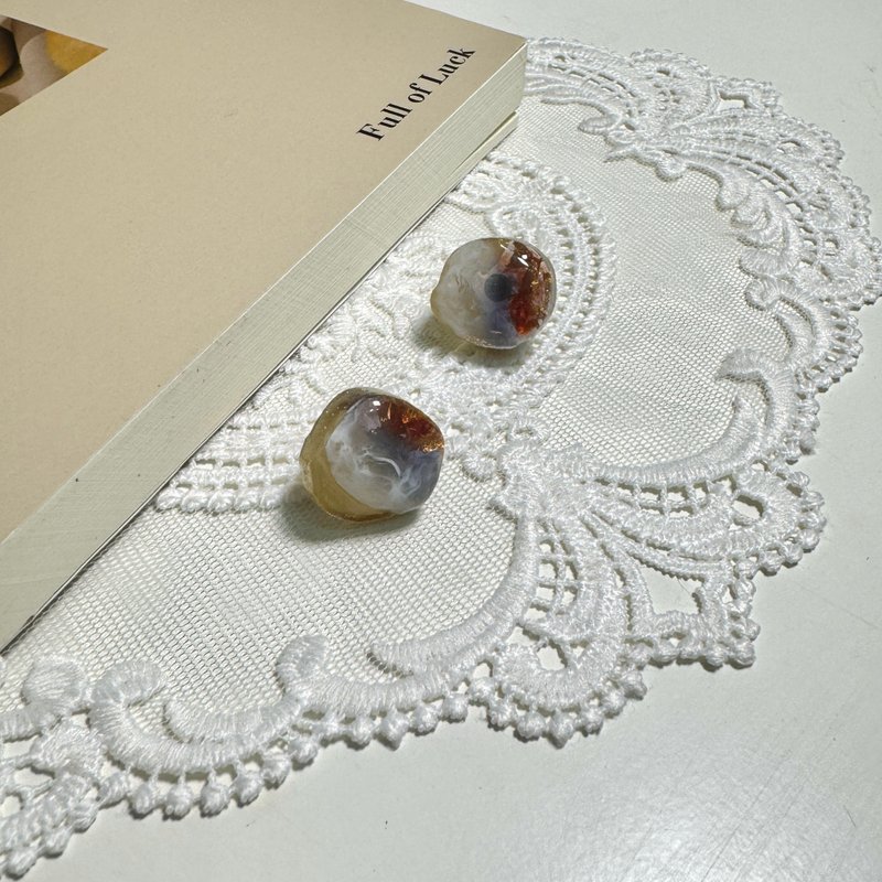 MMUMU 海風浪花礦石感設計耳環 316醫療鋼耳針 HAND MADE - 耳環/耳夾/耳骨夾 - 樹脂 