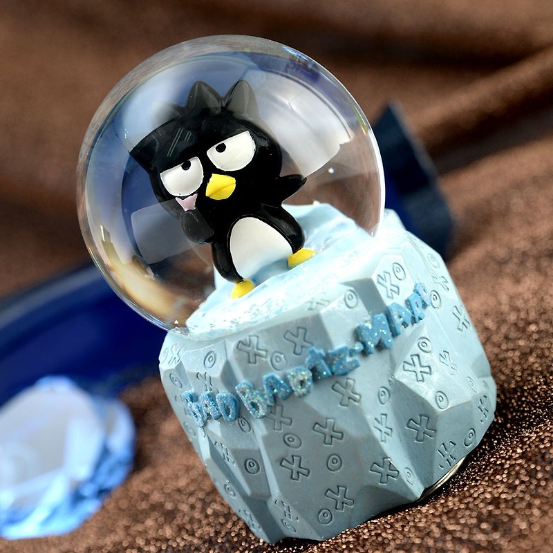 クールなペンギン 氷山 クリスタルボール ミュージックベル - 置物 - ガラス 