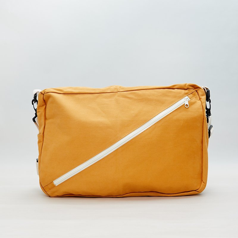 Crossy Notebook (Mustard) - กระเป๋าแล็ปท็อป - ผ้าฝ้าย/ผ้าลินิน สีเหลือง