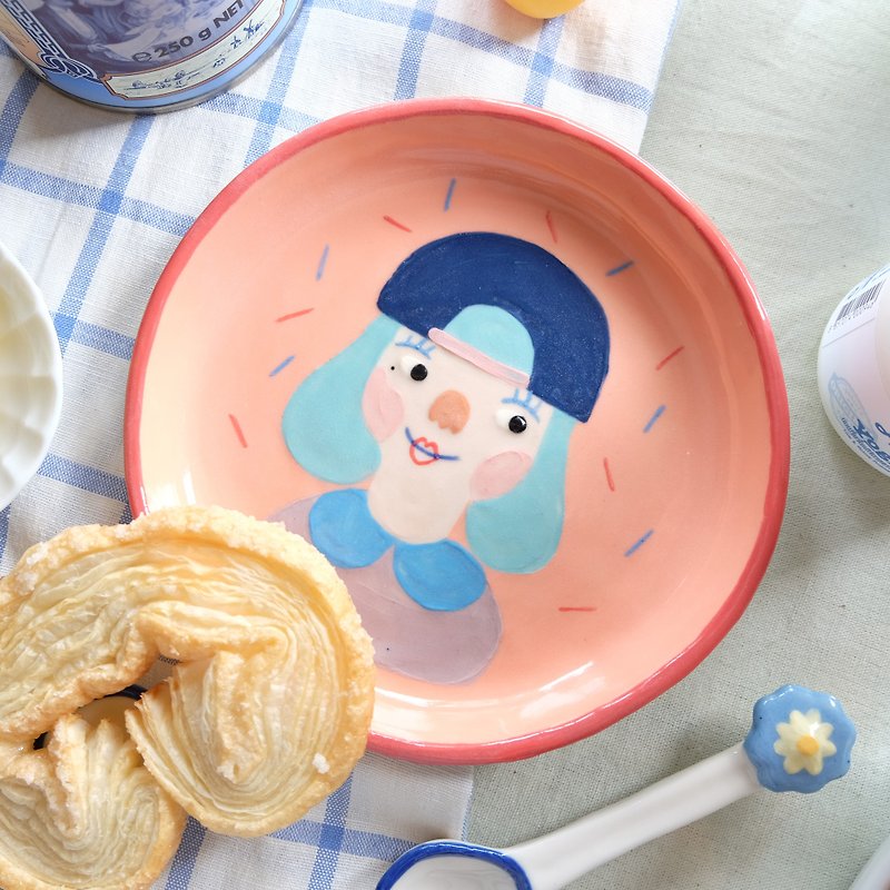 CHARACTER DISH - Plates & Trays - Pottery Pink