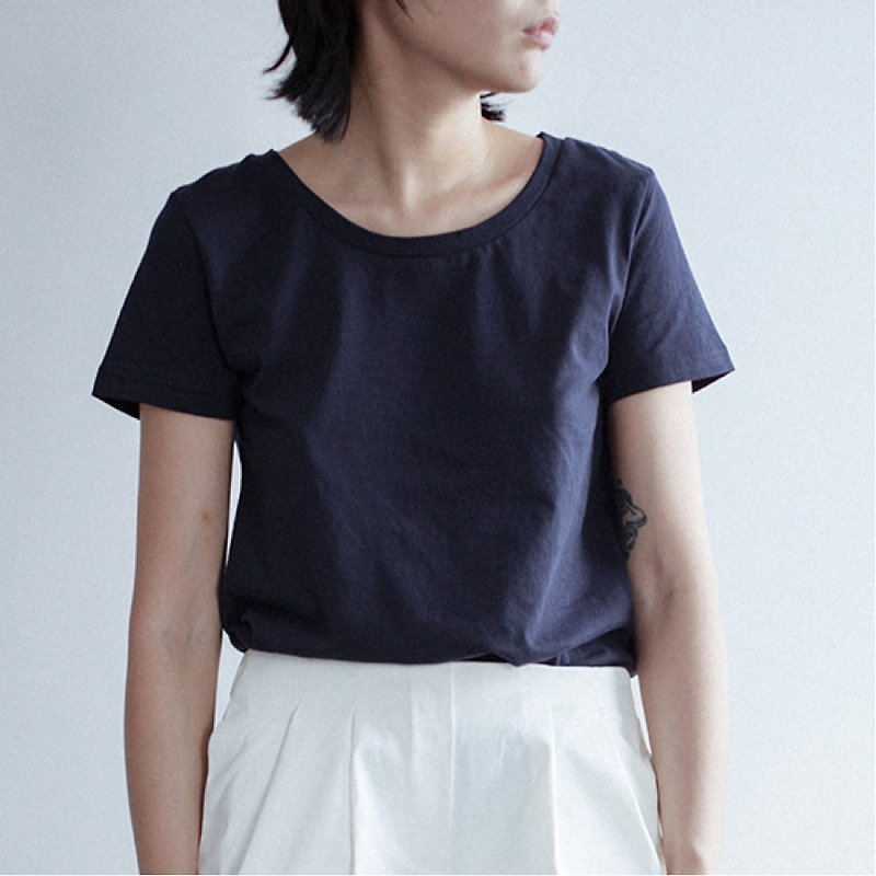 Chee blue Basic cotton short sleeve inside Tee universal round neck T-shirt bottoming shirt cotton material - Women's T-Shirts - Cotton & Hemp Blue