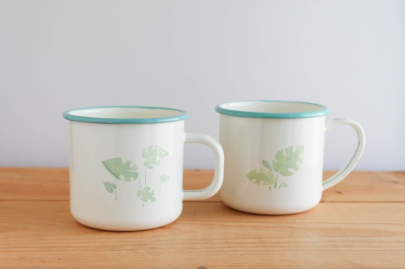 Hand-painted cup - A grass - แก้วมัค/แก้วกาแฟ - โลหะ สีเขียว