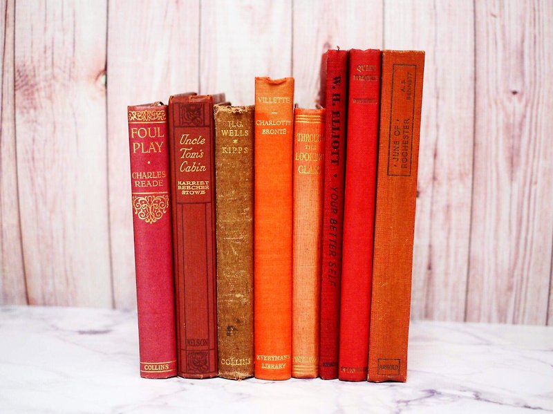 紅色系列古董老書整組 共8本  拍攝道具、個人收藏、情境擺設 - 刊物/書籍 - 紙 