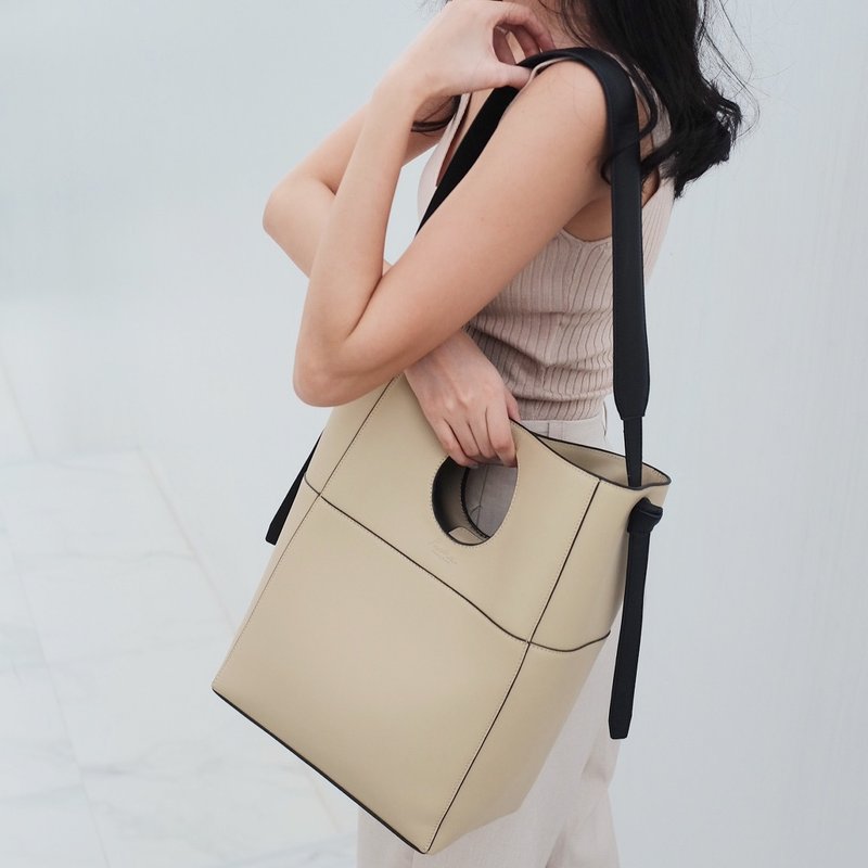 'Jupiter' Leather Tote in Cream - Handbags & Totes - Genuine Leather Multicolor