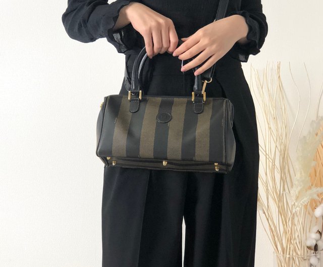 日本直送 名牌中古包 】FENDI フェンディ ぺカン柄 FFロゴ レザー ミニ