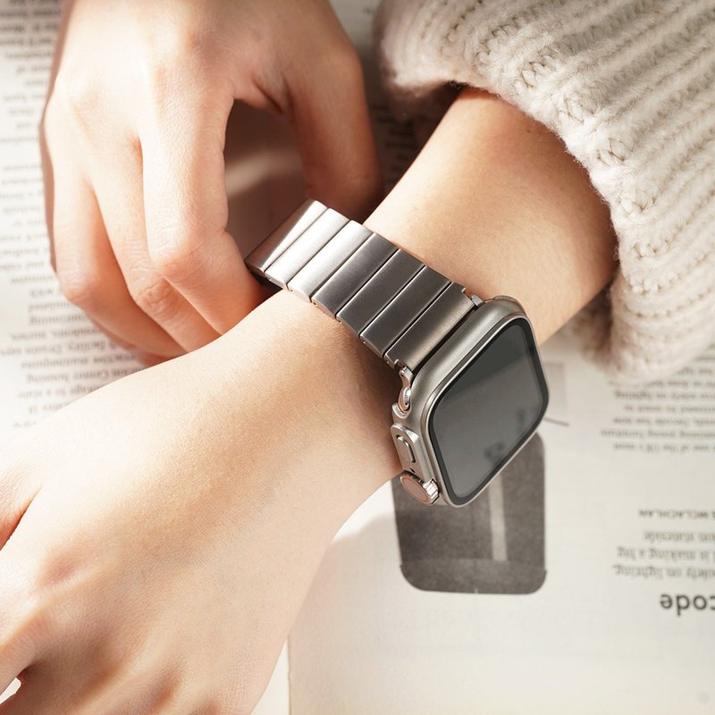 Apple watch - 橫版鈦金屬 蘋果錶帶 - 錶帶 - 其他金屬 銀色