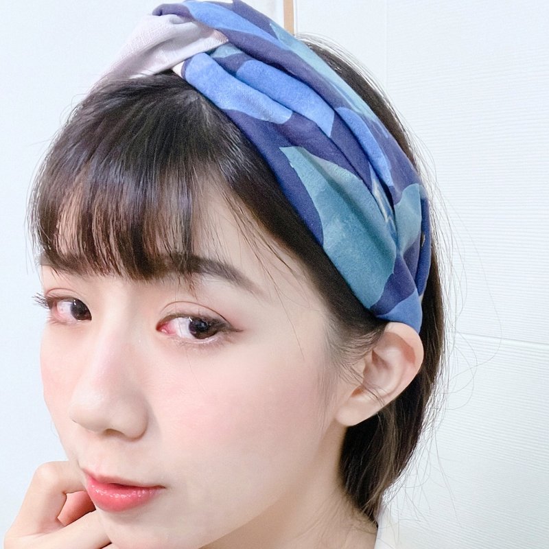 純手工高彈力髮箍 日本燙金版星月流金 拼接高彈力髮箍 手作髮 - 髮夾/髮圈 - 棉．麻 藍色
