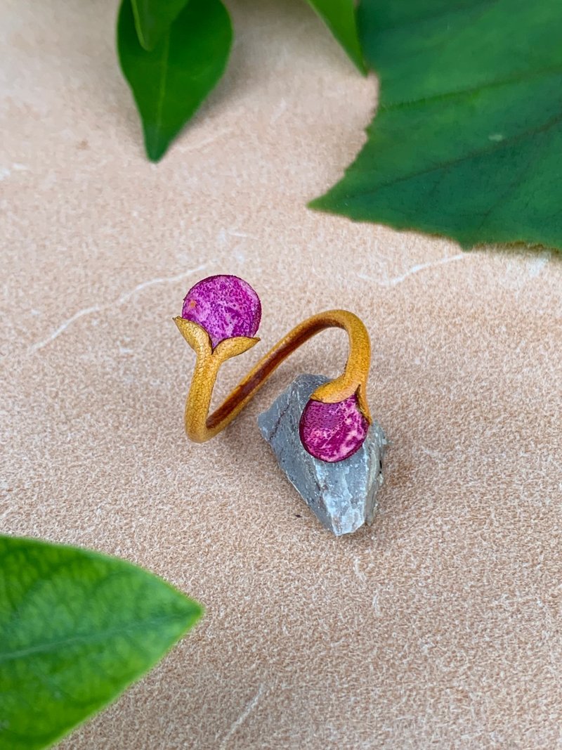 Beya Ring / Charming your days / by nature design / unique, handmade , women - 戒指 - 真皮 多色