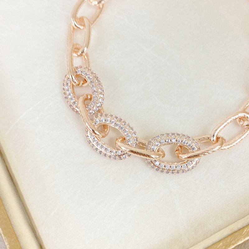 Edith & Jaz • Pavé Cubic Zirconia Link Bracelet - Rose Gold - สร้อยข้อมือ - ทองแดงทองเหลือง สีทอง