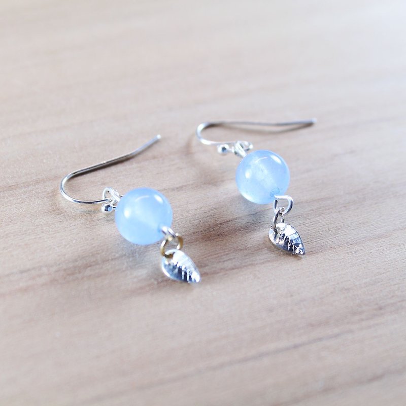 【Collection of gold lake】 Aoba leaves earrings blue silver section | clip-style earrings needle earrings can be changed for silver needles | ice blue chalcedony | brass silver | natural stone earrings, Chinese ancient style jewelry E21 - Earrings & Clip-ons - Gemstone 