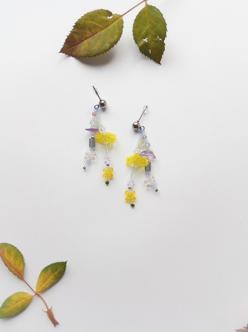 Fairy earrings for women, gemstone beaded drop earrings in yellow purple colors. - ต่างหู - เครื่องเพชรพลอย สีเหลือง
