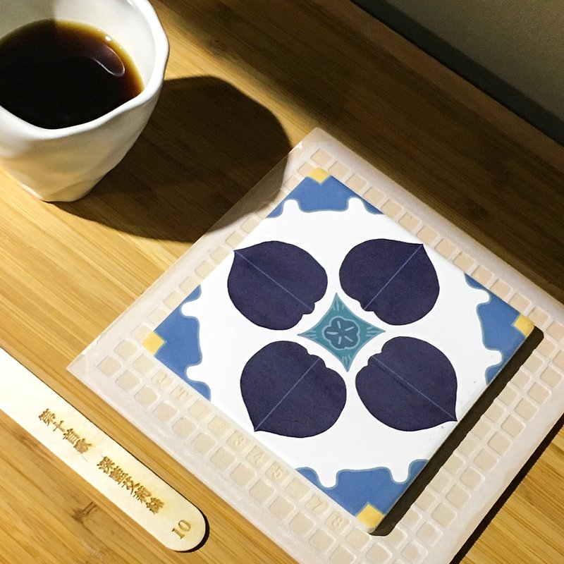 Taiwan Majolica Tiles Coaster【Deep blue Iris】 - Coasters - Pottery Blue