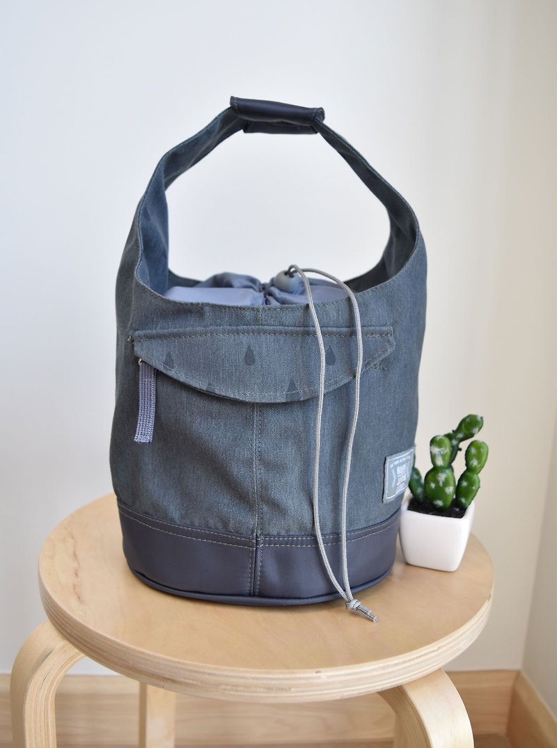 dark gray small drawstring bag,lunch bag - กระเป๋าถือ - เส้นใยสังเคราะห์ สีเทา