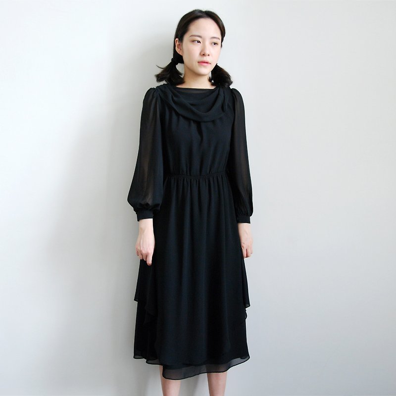 Pumpkin Vintage. Ancient multi-level chiffon black dress - One Piece Dresses - Polyester 