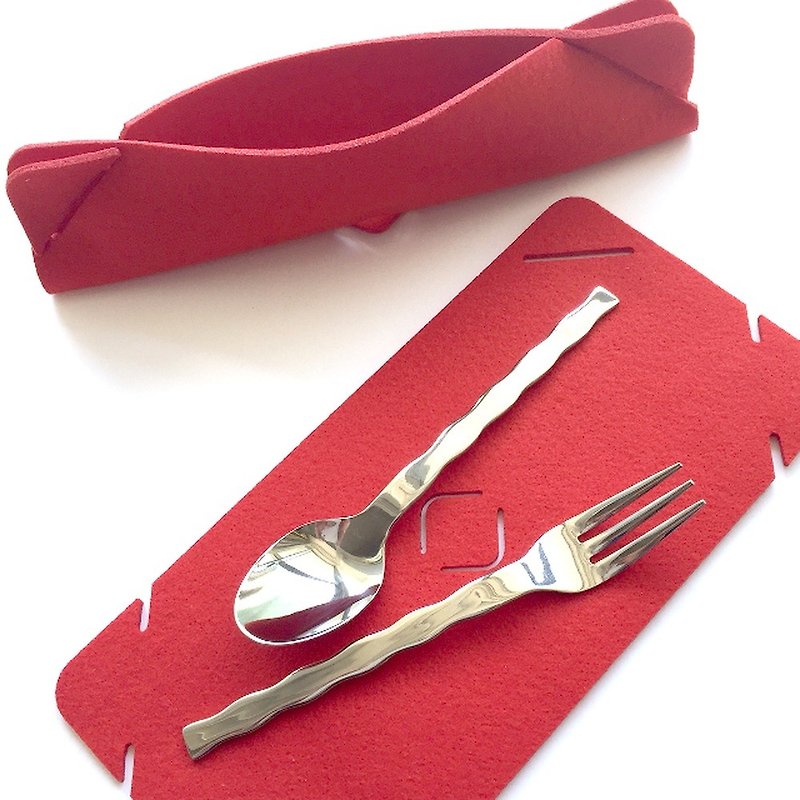 Cutlery set red - ช้อนส้อม - เส้นใยสังเคราะห์ สีแดง