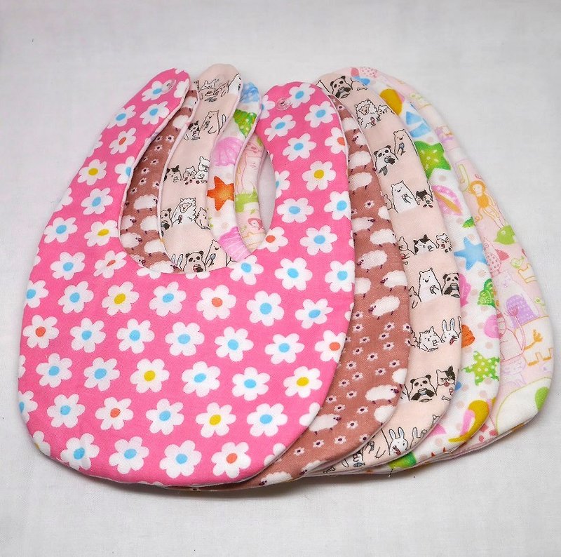 【Christmas Lucky Bag】 5 baby bibs for girls - ผ้ากันเปื้อน - ผ้าฝ้าย/ผ้าลินิน สึชมพู