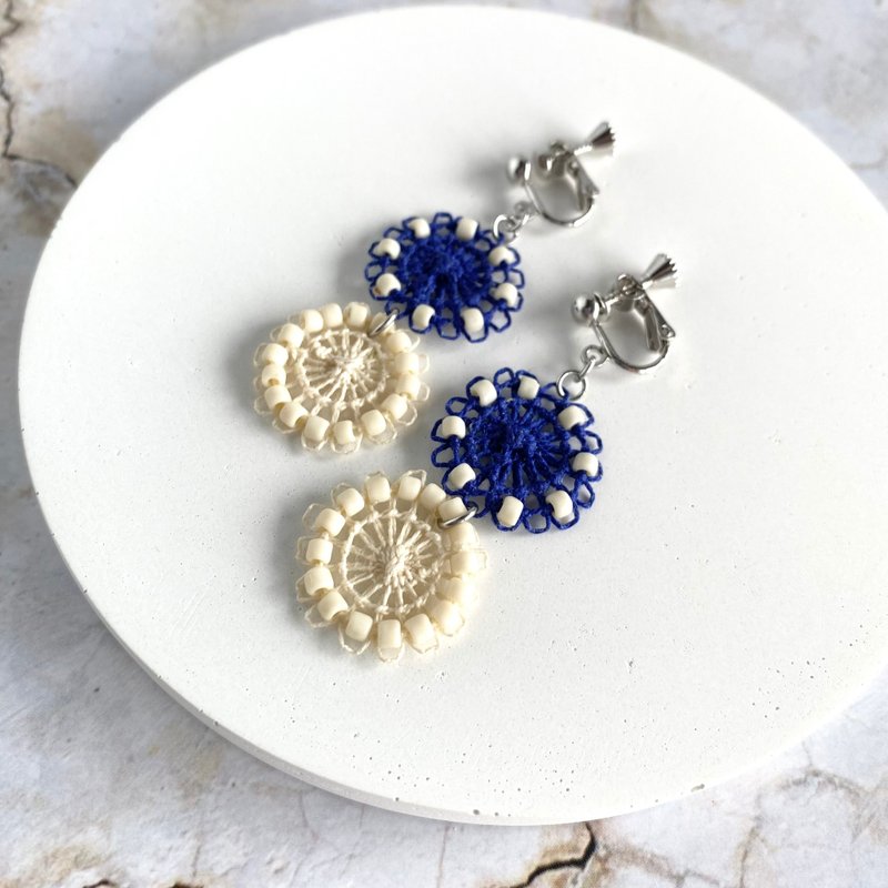 Thread and Bead Round Earrings/Clip-ons - Blue - Embroidery - Ñandutí - 耳環/耳夾/耳骨夾 - 繡線 藍色