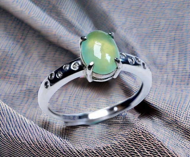 Jade hot sale cabochon ring